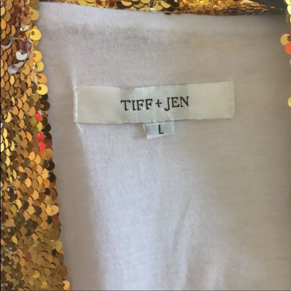 Tiff & Jen cape gold sequins jacket lined Size M L - Picture 7 of 8